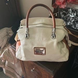 Valentina leather Shoulder bag